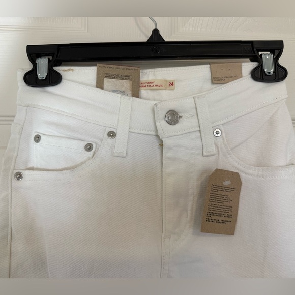 Levi's 721 High Rise Skinny White Raw Edge Jeans- size 24 - Picture 7 of 13